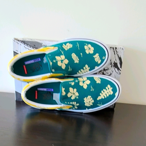 Vans Other - Vans "Off The Wall" Skate Slip-On